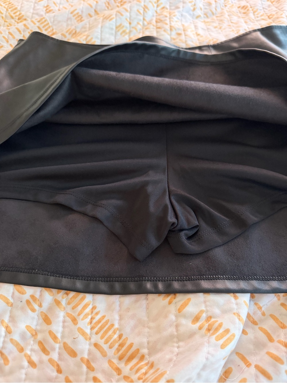 Wild Fable Black Faux Leather Mini Skirt XXL Y2K A-Line Vegan Leather NWT - Picture 6 of 7